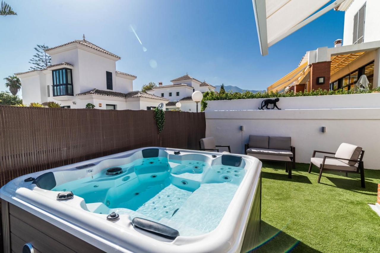 The Jungle Villa - 4Bdr Private Pool/Jacuzzi/Bbq Benalmádena Εξωτερικό φωτογραφία