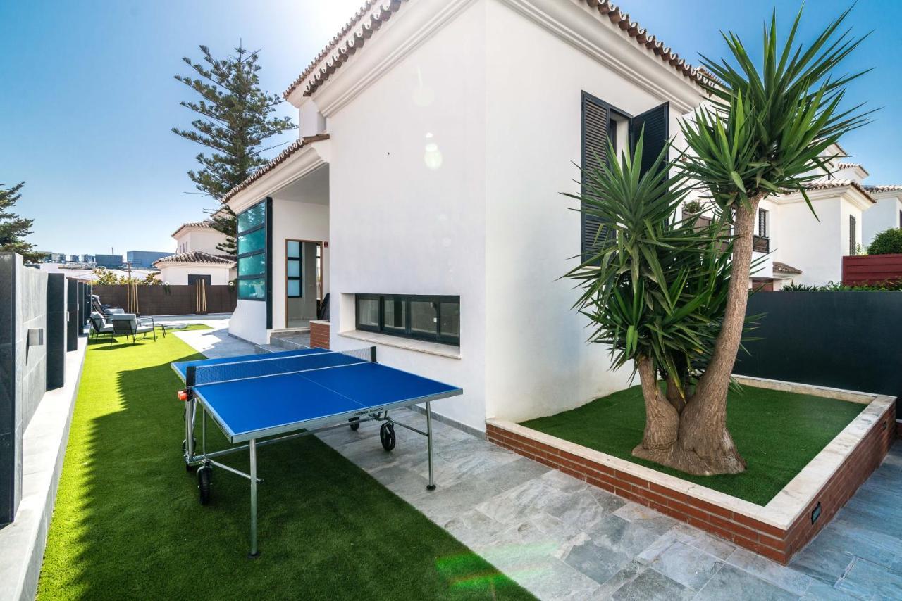 The Jungle Villa - 4Bdr Private Pool/Jacuzzi/Bbq Benalmádena Εξωτερικό φωτογραφία